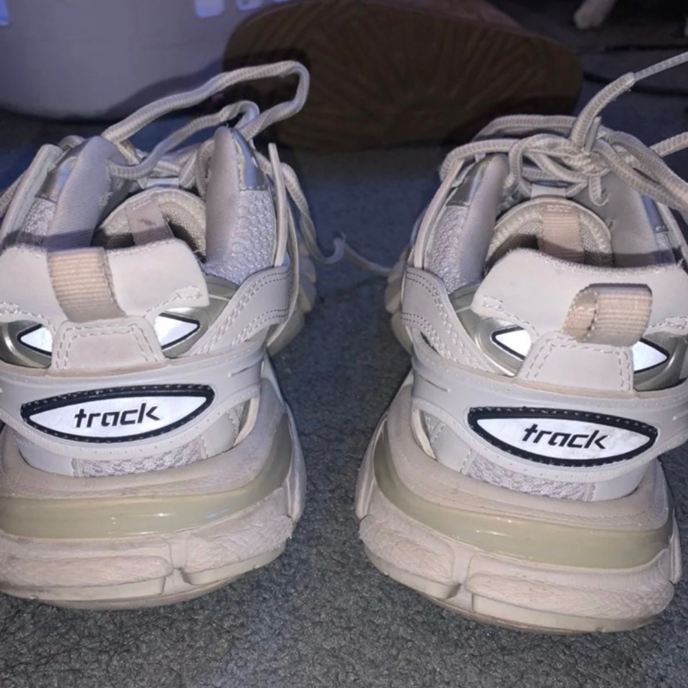 SOLD⭐️ Balenciaga Track Sneakers - Picture 2 of 5